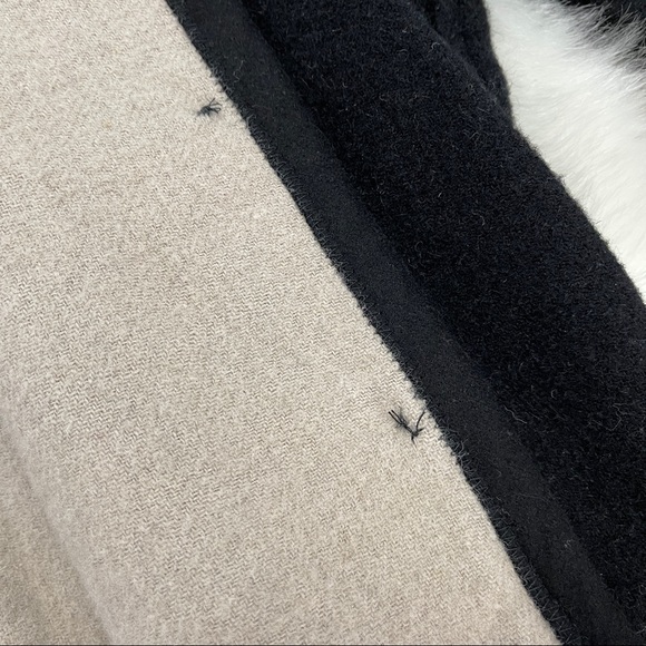 🚫SOLD🚫 Chico’s Southwestern Black Red Aztec Print Buffalo Nickel Buttons Wool - Picture 16 of 16